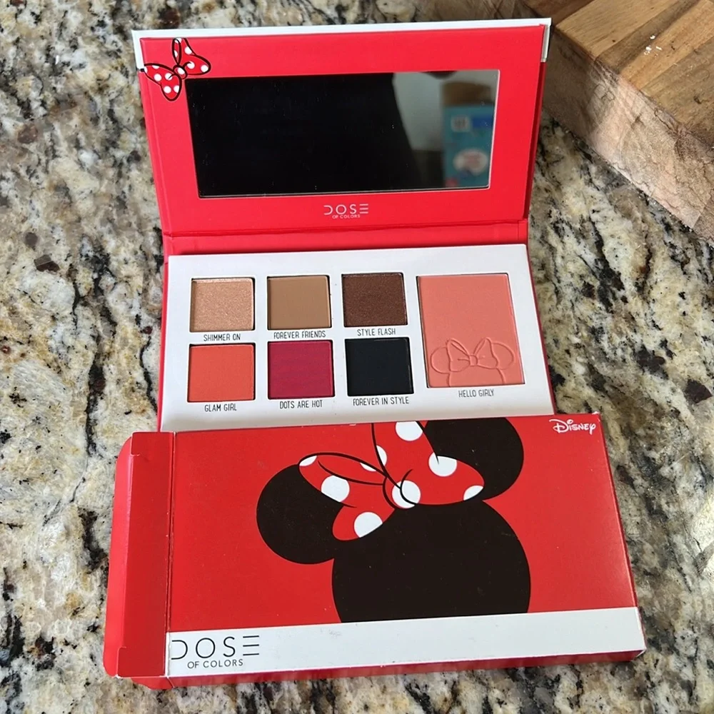 🌙♥️Minnie x Dose Of Colors Eyeshadow Palette